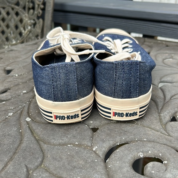 Pro-Keds Sneakers - Picture 2 of 6